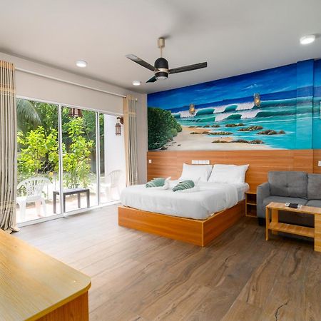 Ukulhas Villa Oceanview Hotel & Spa 외부 사진