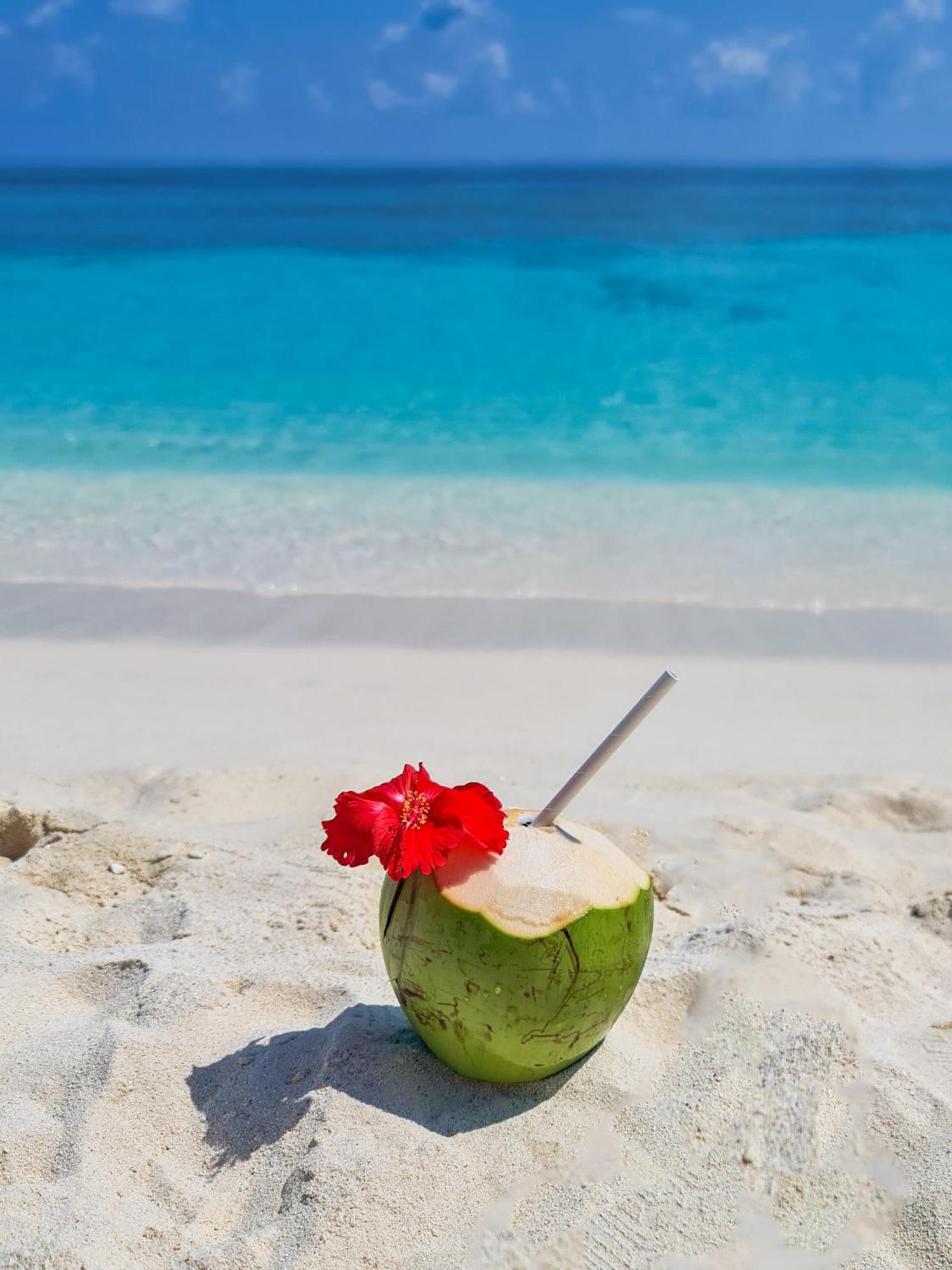 Ukulhas Villa Oceanview Hotel & Spa 외부 사진
