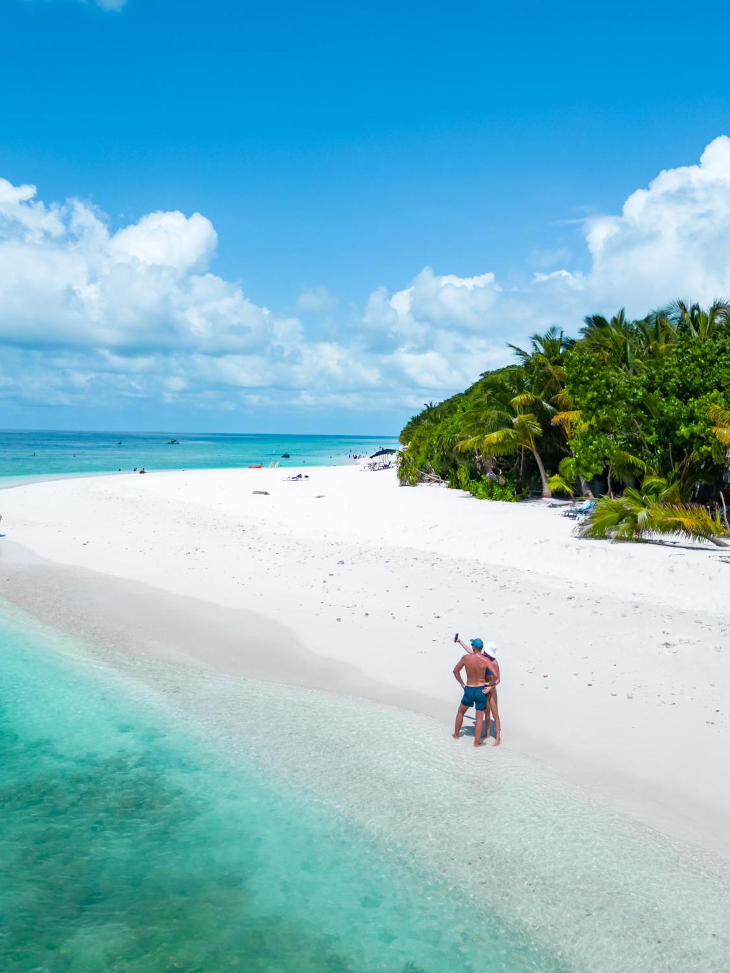 Ukulhas Villa Oceanview Hotel & Spa 외부 사진