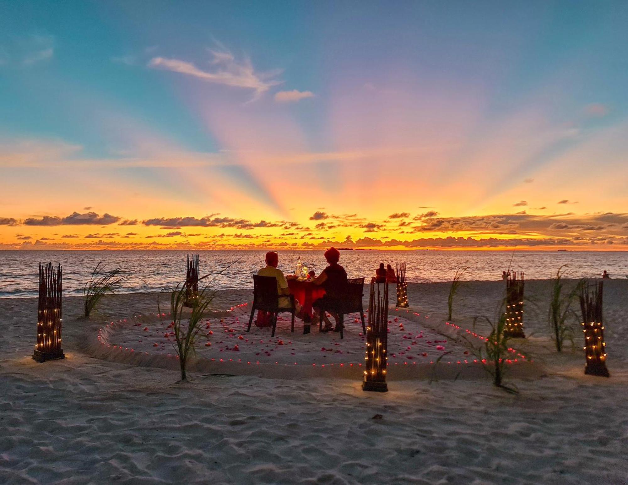 Ukulhas Villa Oceanview Hotel & Spa 외부 사진