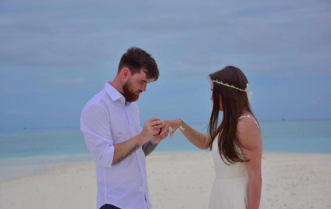 Ukulhas Villa Oceanview Hotel & Spa 외부 사진