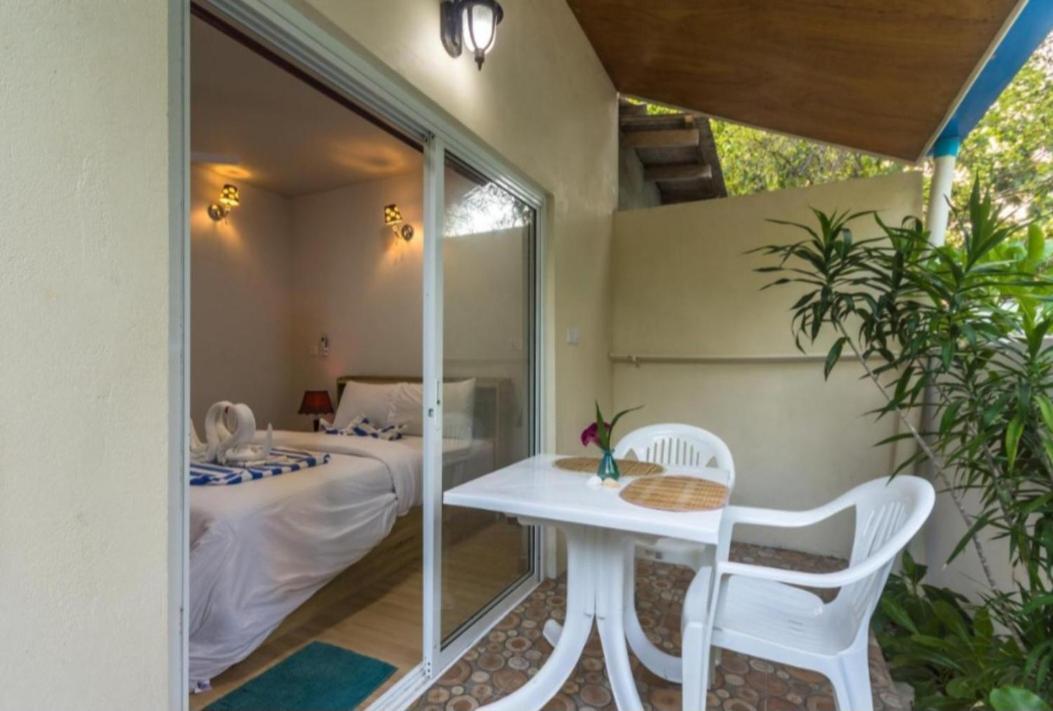 Ukulhas Villa Oceanview Hotel & Spa 외부 사진