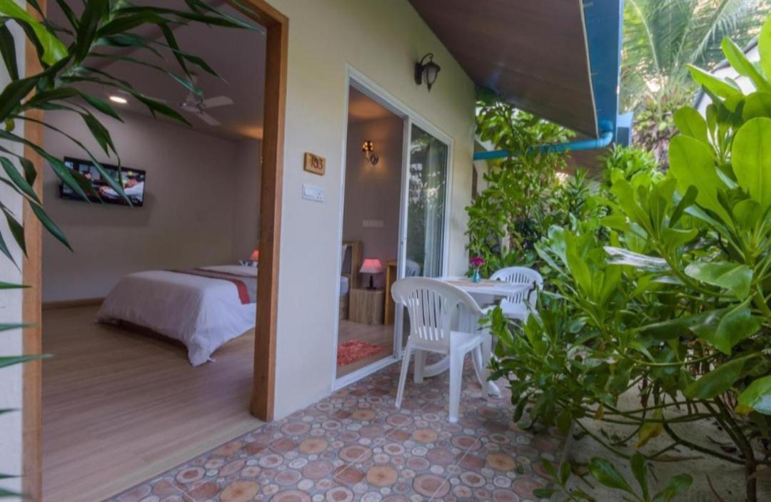 Ukulhas Villa Oceanview Hotel & Spa 외부 사진